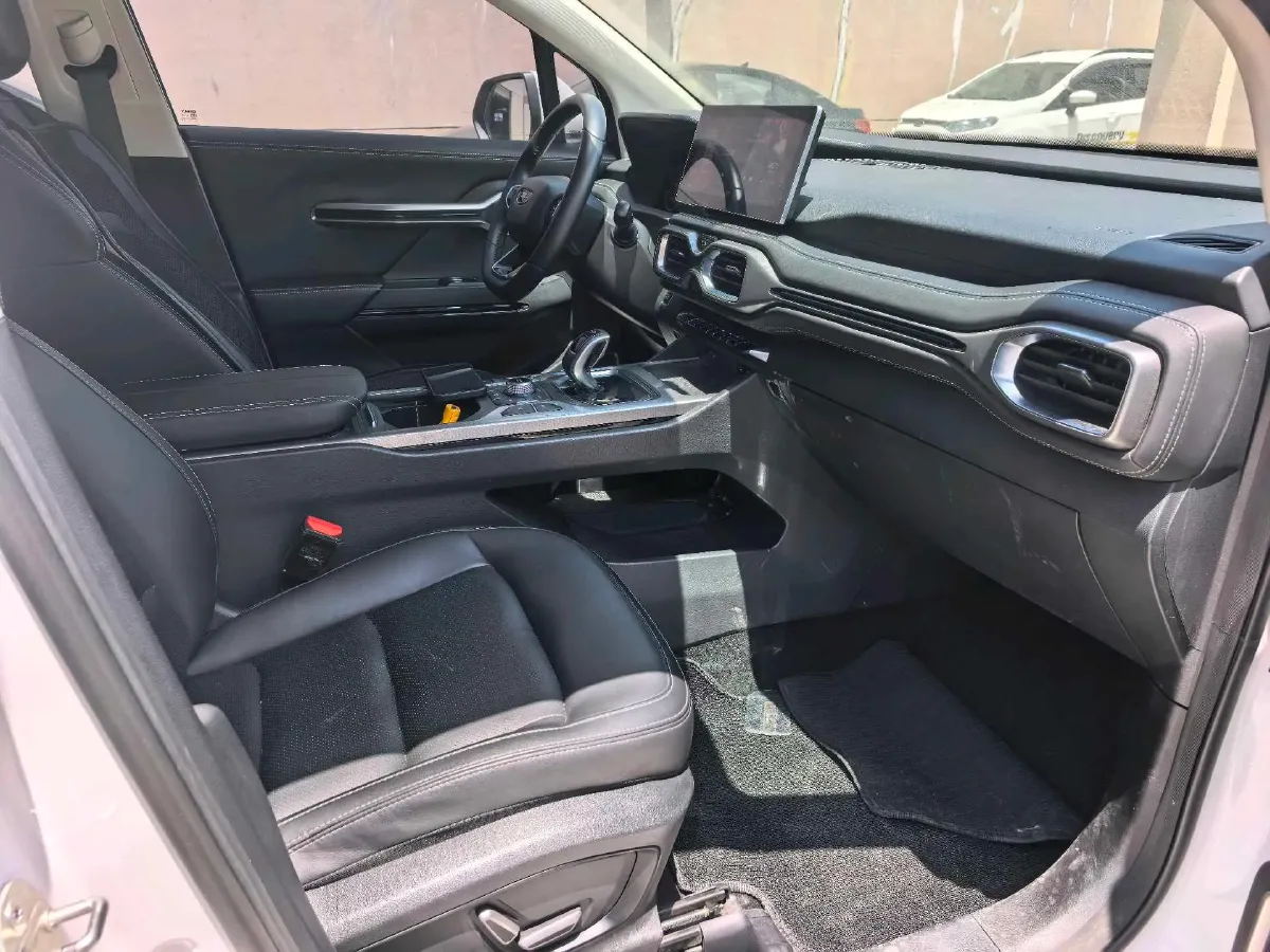 2020 Geely Okavango 1.8T 184HP L4 7DCT,autocango,china used car exporter,china ev exporter,chinese used car exporter,chinese used ev exporter