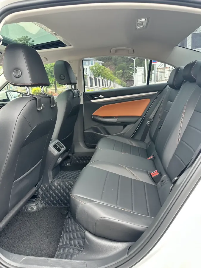 2024 Volkswagen Bora 1.2T 116HP L4 7DCT,autocango,china used car exporter,china ev exporter,chinese used car exporter,chinese used ev exporter