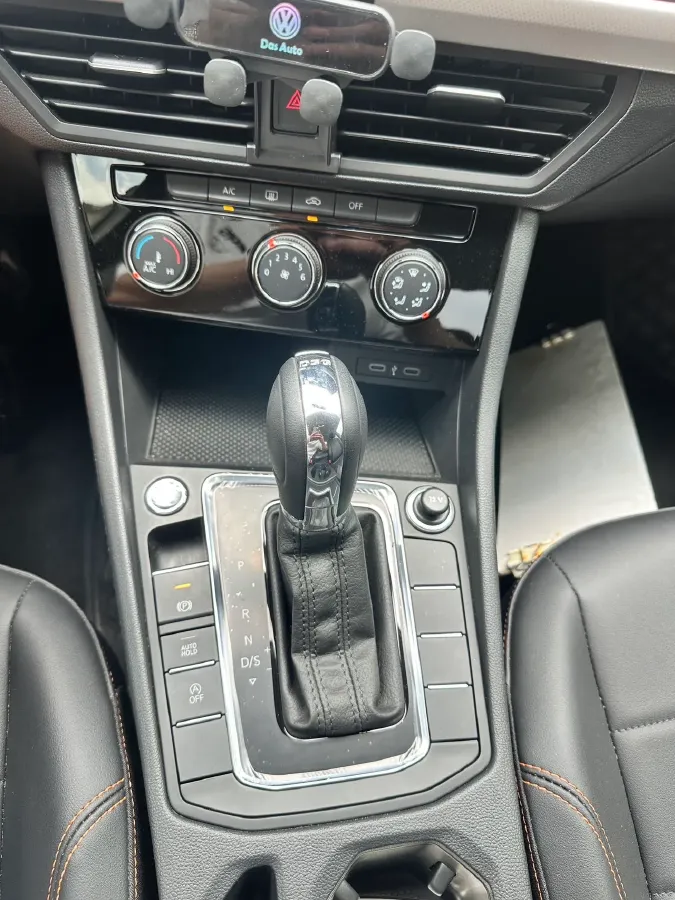 2024 Volkswagen Bora 1.2T 116HP L4 7DCT,autocango,china used car exporter,china ev exporter,chinese used car exporter,chinese used ev exporter