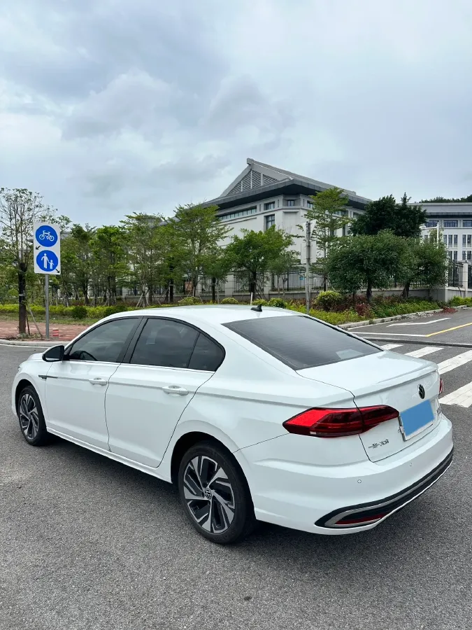 2024 Volkswagen Bora 1.2T 116HP L4 7DCT,autocango,china used car exporter,china ev exporter,chinese used car exporter,chinese used ev exporter