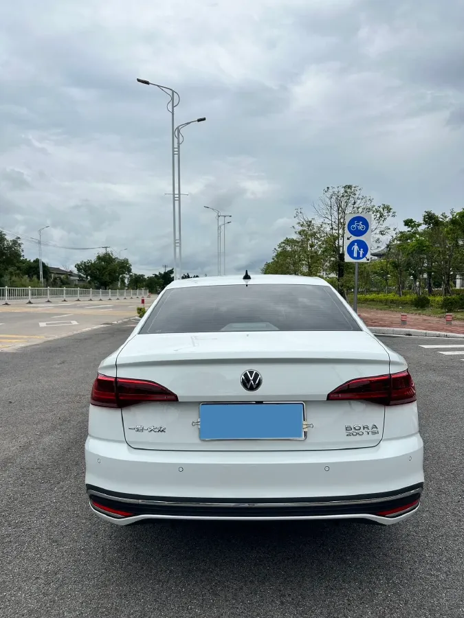 2024 Volkswagen Bora 1.2T 116HP L4 7DCT,autocango,china used car exporter,china ev exporter,chinese used car exporter,chinese used ev exporter