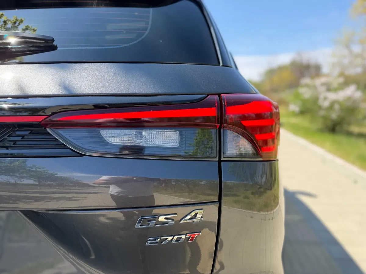 2022 GAC Trumpchi GS4 1.5T 169HP L4 6AT,autocango,china used car exporter,china ev exporter,chinese used car exporter,chinese used ev exporter