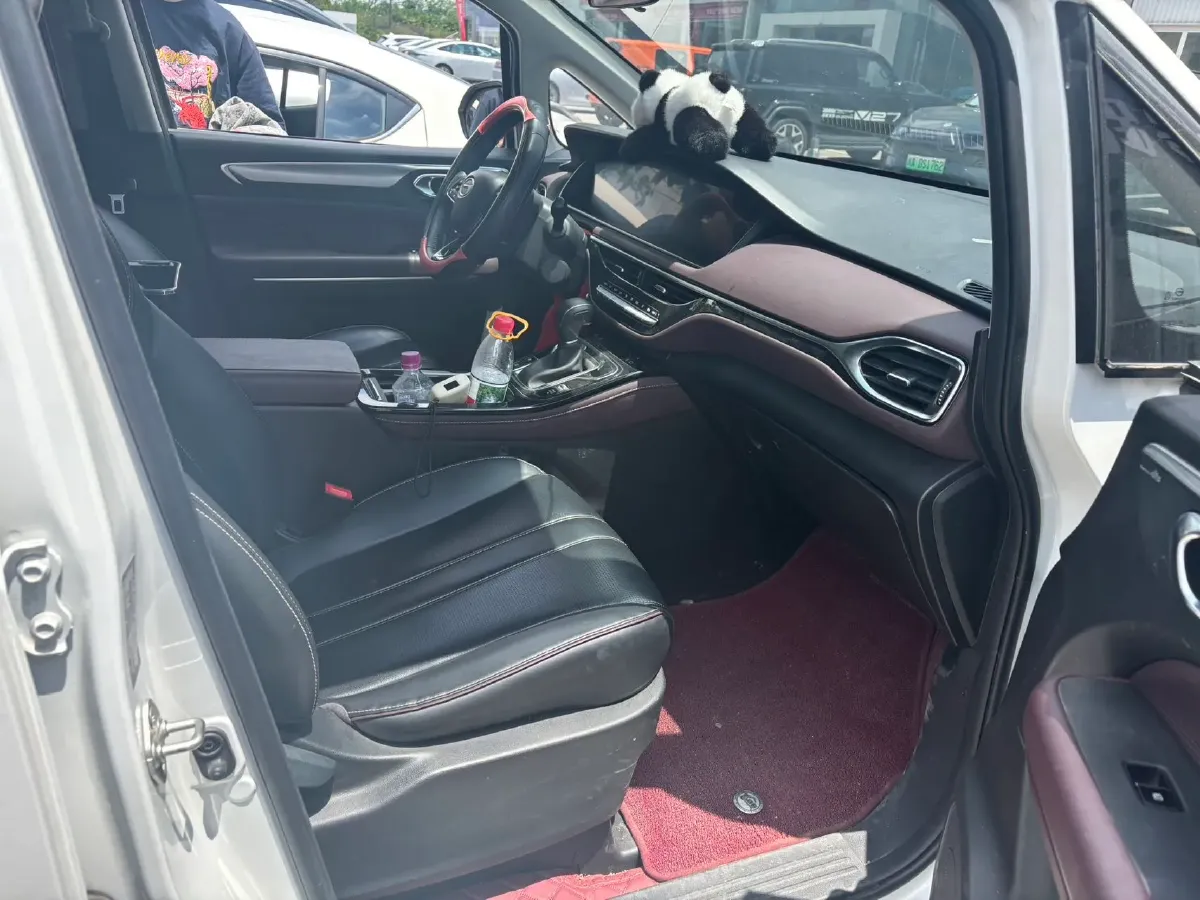 2023 GAC Trumpchi M6 1.5T 177HP L4 7DCT,autocango,china used car exporter,china ev exporter,chinese used car exporter,chinese used ev exporter