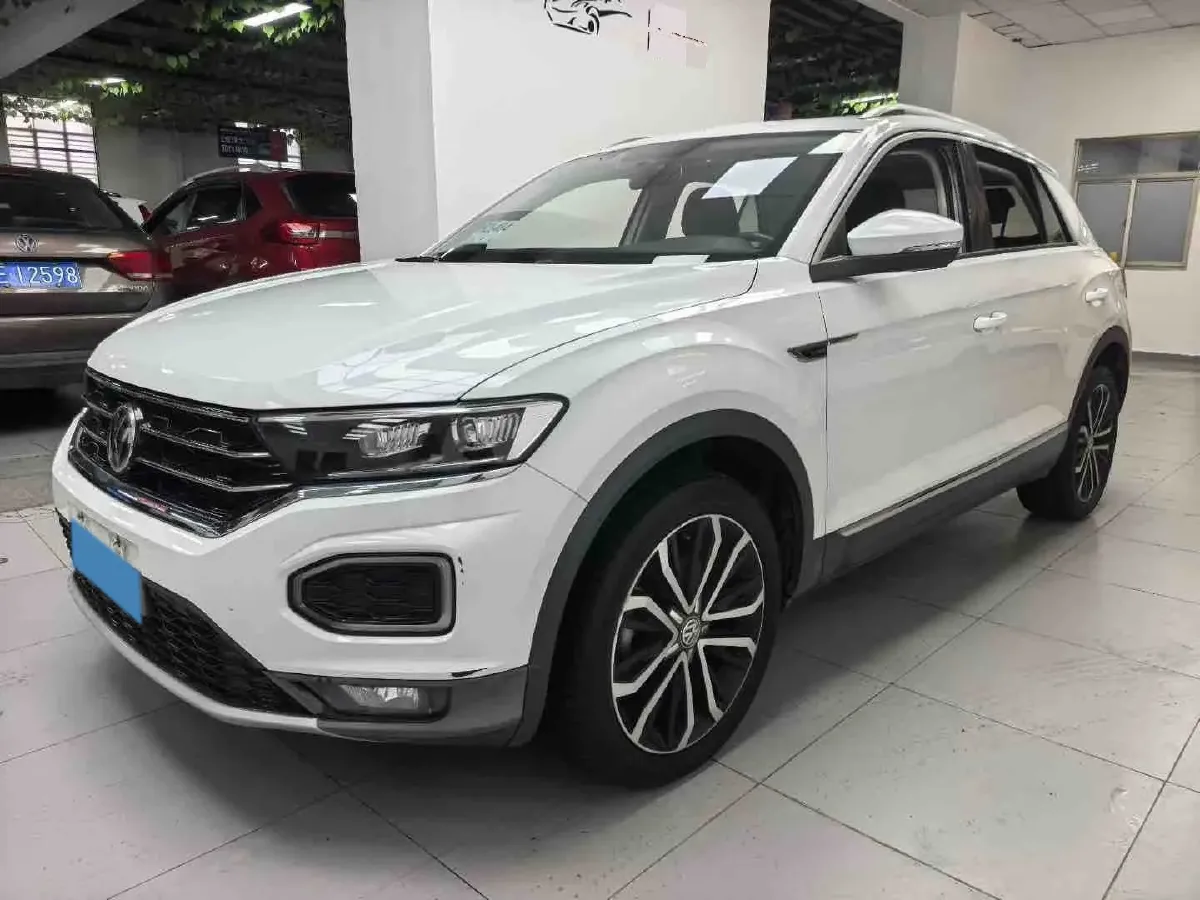 2021 Volkswagen T-Roc 1.4T 150HP L4 7DCT,autocango,china used car exporter,china ev exporter,chinese used car exporter,chinese used ev exporter