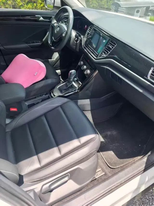 2021 Volkswagen T-Roc 1.4T 150HP L4 7DCT,autocango,china used car exporter,china ev exporter,chinese used car exporter,chinese used ev exporter