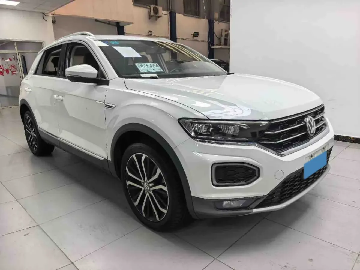 2021 Volkswagen T-Roc 1.4T 150HP L4 7DCT,autocango,china used car exporter,china ev exporter,chinese used car exporter,chinese used ev exporter