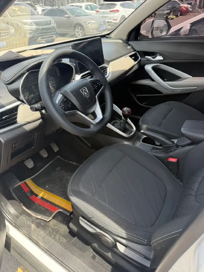 2019 BaoJun 510 1.5L 112HP L4 6MT,autocango,china used car exporter,china ev exporter,chinese used car exporter,chinese used ev exporter