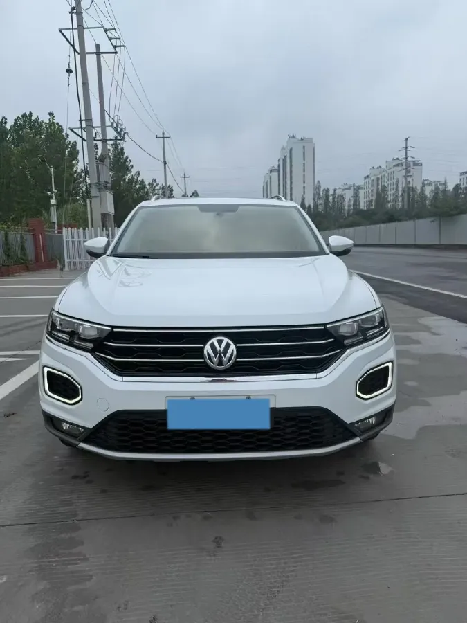 2021 Volkswagen T-Roc 1.4T 150HP L4 7DCT,autocango,china used car exporter,china ev exporter,chinese used car exporter,chinese used ev exporter