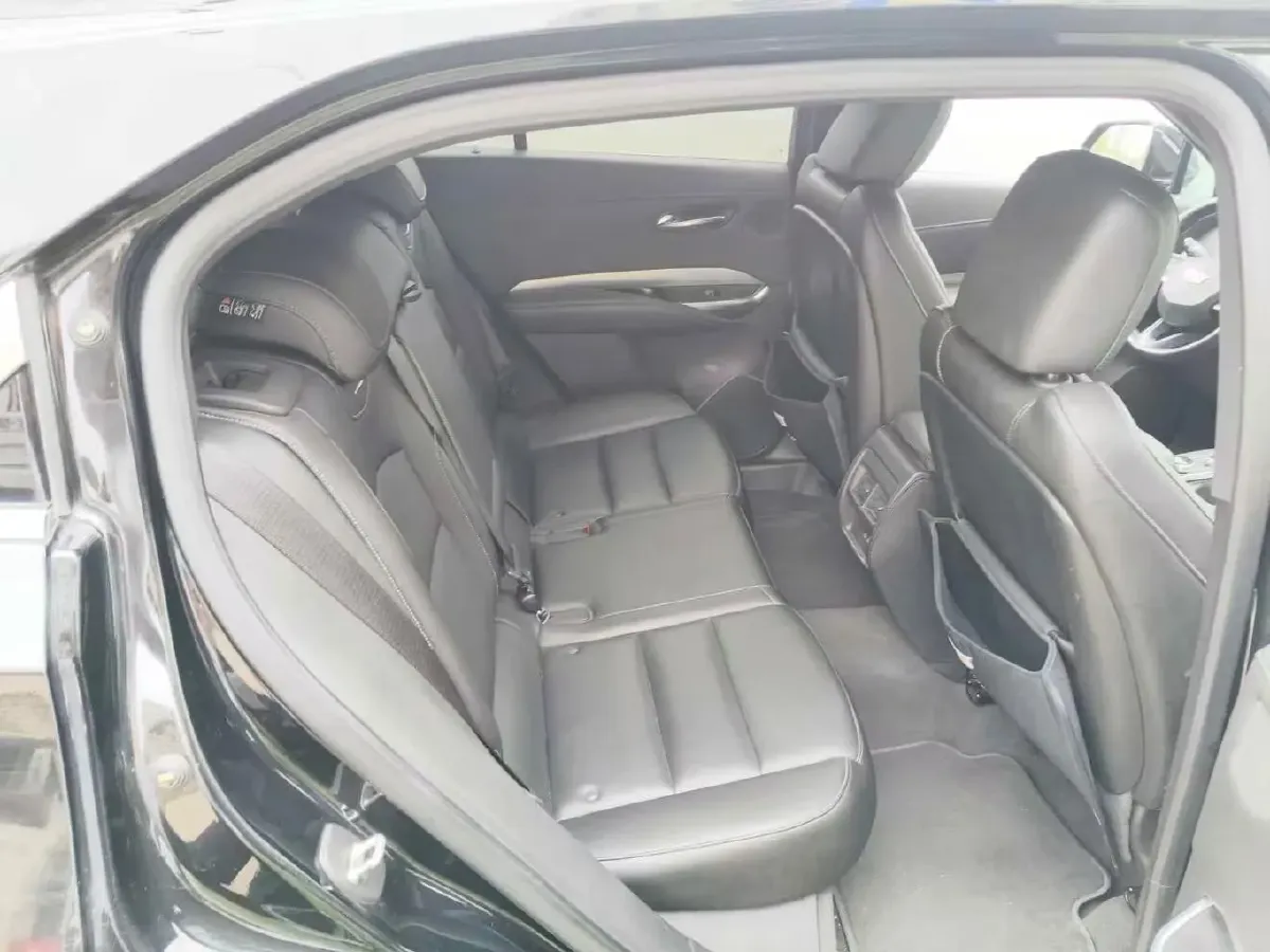 2020 Cadillac XT4 2.0T 237HP L4 9AT,autocango,china used car exporter,china ev exporter,chinese used car exporter,chinese used ev exporter
