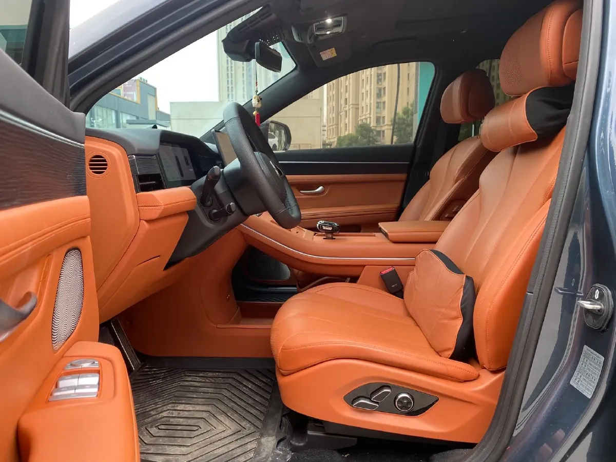 2024 AITO AITO M7 1.5T 152HP L4 REEV 42KWH,autocango,china used car exporter,china ev exporter,chinese used car exporter,chinese used ev exporter