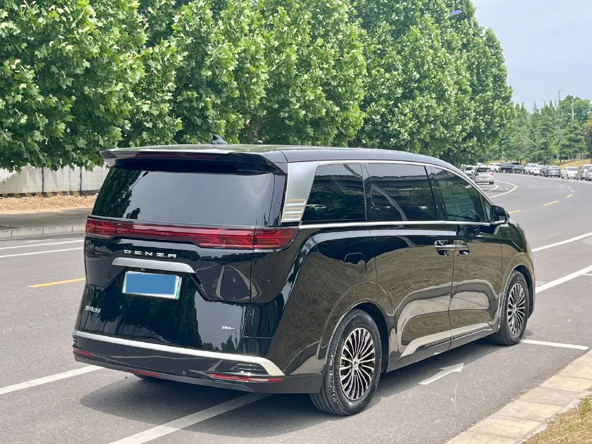 2024 Denza D9 1.5T 139HP L4 E-CVT PHEV 40KWH,autocango,china used car exporter,china ev exporter,chinese used car exporter,chinese used ev exporter