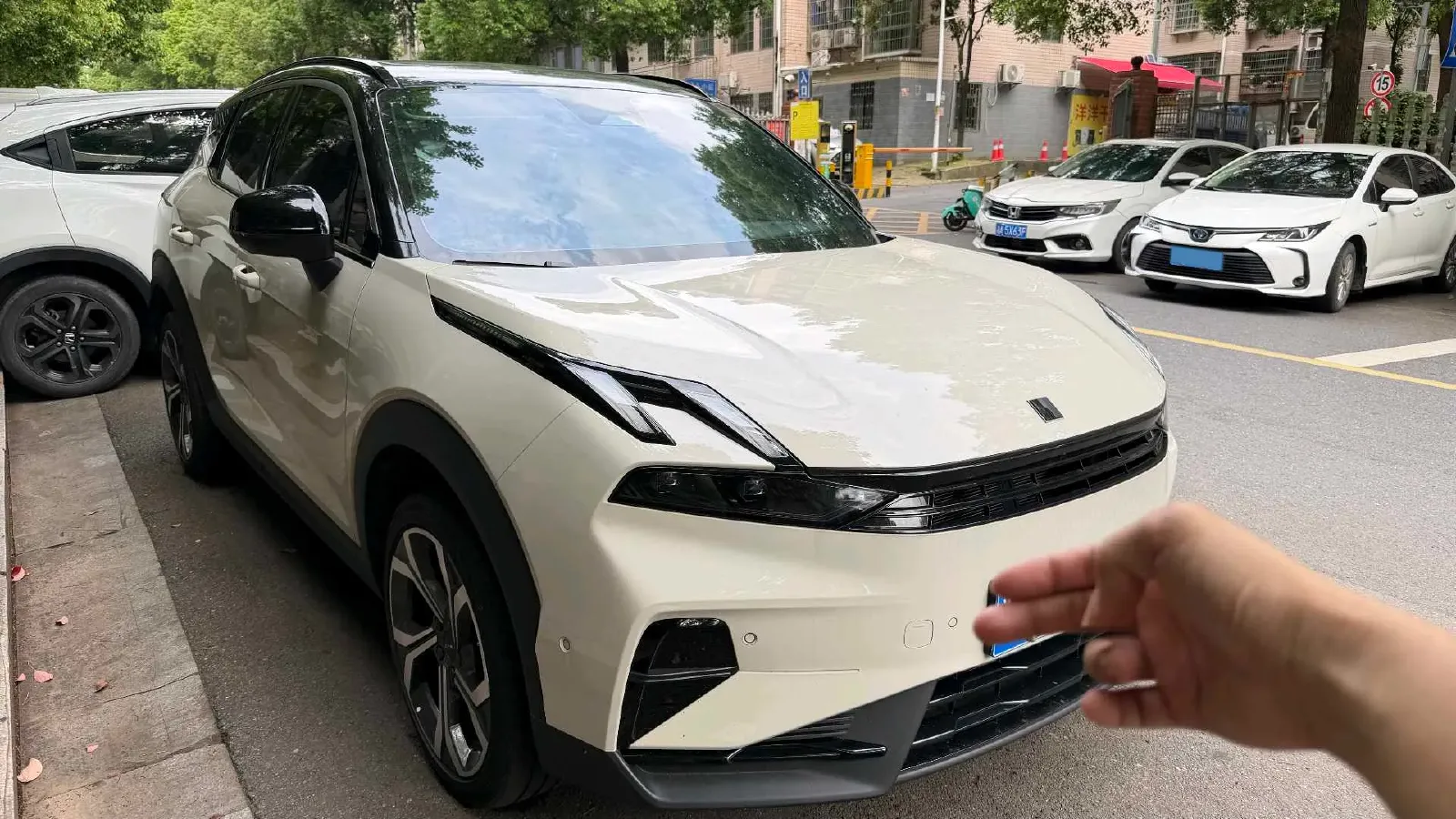 2025 LYNK&CO 06 1.5T 181HP L4 7DCT,autocango,china used car exporter,china ev exporter,chinese used car exporter,chinese used ev exporter