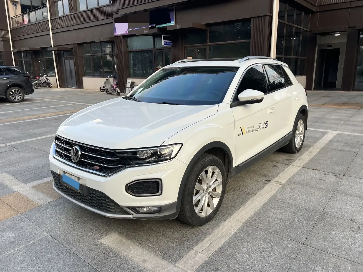 2019 Volkswagen T-Roc 1.4T 131HP L4 7DCT,autocango,china used car exporter,china ev exporter,chinese used car exporter,chinese used ev exporter