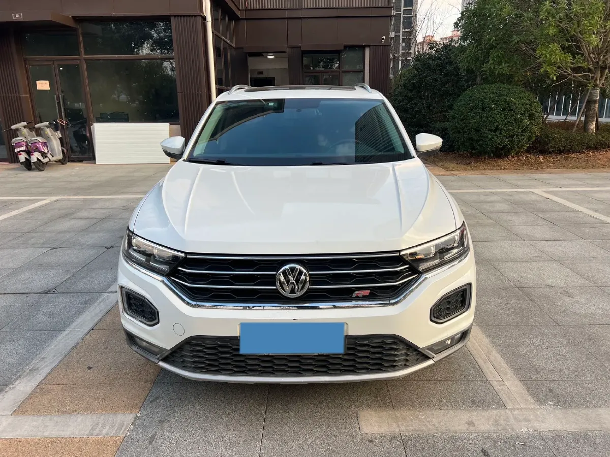 2019 Volkswagen T-Roc 1.4T 131HP L4 7DCT,autocango,china used car exporter,china ev exporter,chinese used car exporter,chinese used ev exporter