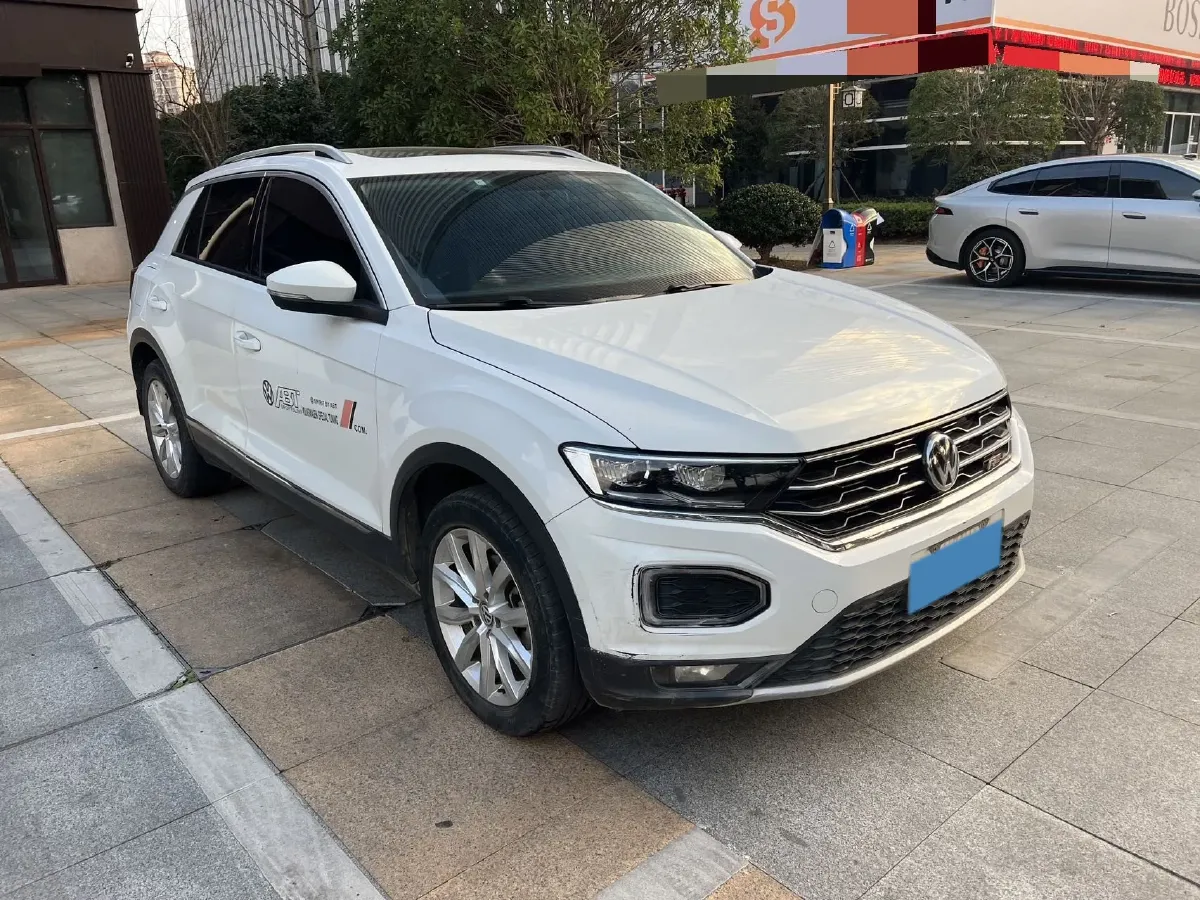2019 Volkswagen T-Roc 1.4T 131HP L4 7DCT,autocango,china used car exporter,china ev exporter,chinese used car exporter,chinese used ev exporter