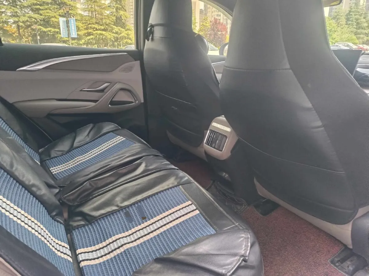 2024 BYD Song Pro 1.5L 110HP L4 E-CVT PHEV 12.9KWH,autocango,china used car exporter,china ev exporter,chinese used car exporter,chinese used ev exporter