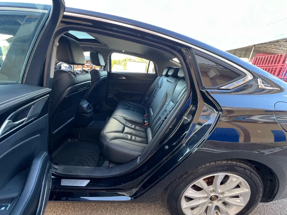 2019 HongQi H5 1.8T 180HP L4 6AT,autocango,china used car exporter,china ev exporter,chinese used car exporter,chinese used ev exporter