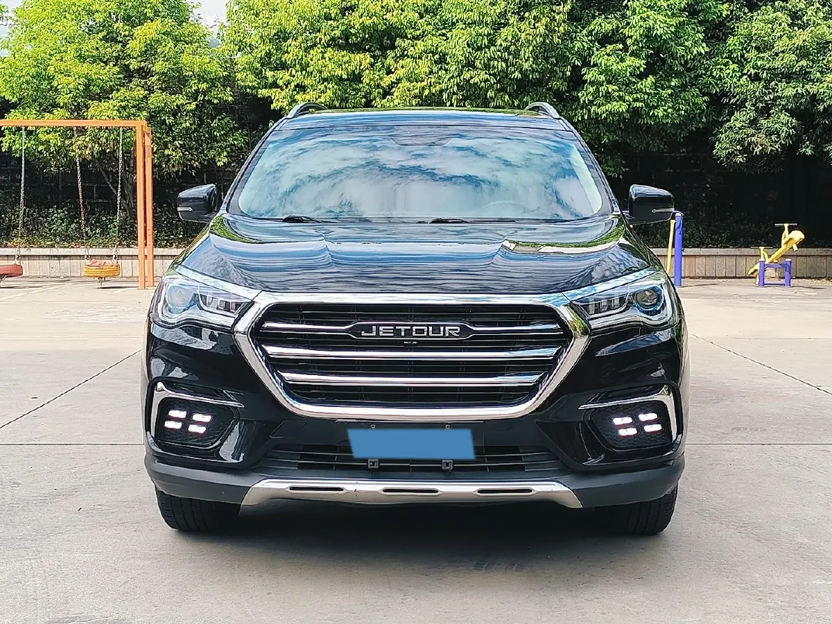 2019 Jetour X90 1.5T 147HP L4 6MT,autocango,china used car exporter,china ev exporter,chinese used car exporter,chinese used ev exporter
