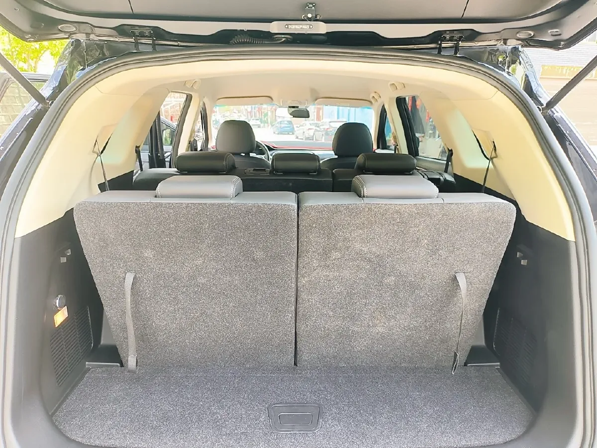 2019 Jetour X90 1.5T 147HP L4 6MT,autocango,china used car exporter,china ev exporter,chinese used car exporter,chinese used ev exporter