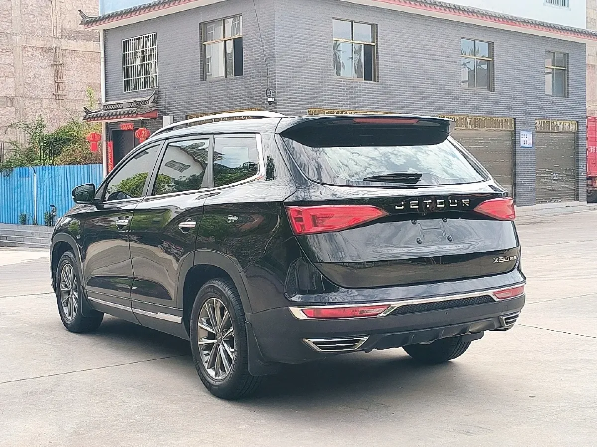 2019 Jetour X90 1.5T 147HP L4 6MT,autocango,china used car exporter,china ev exporter,chinese used car exporter,chinese used ev exporter