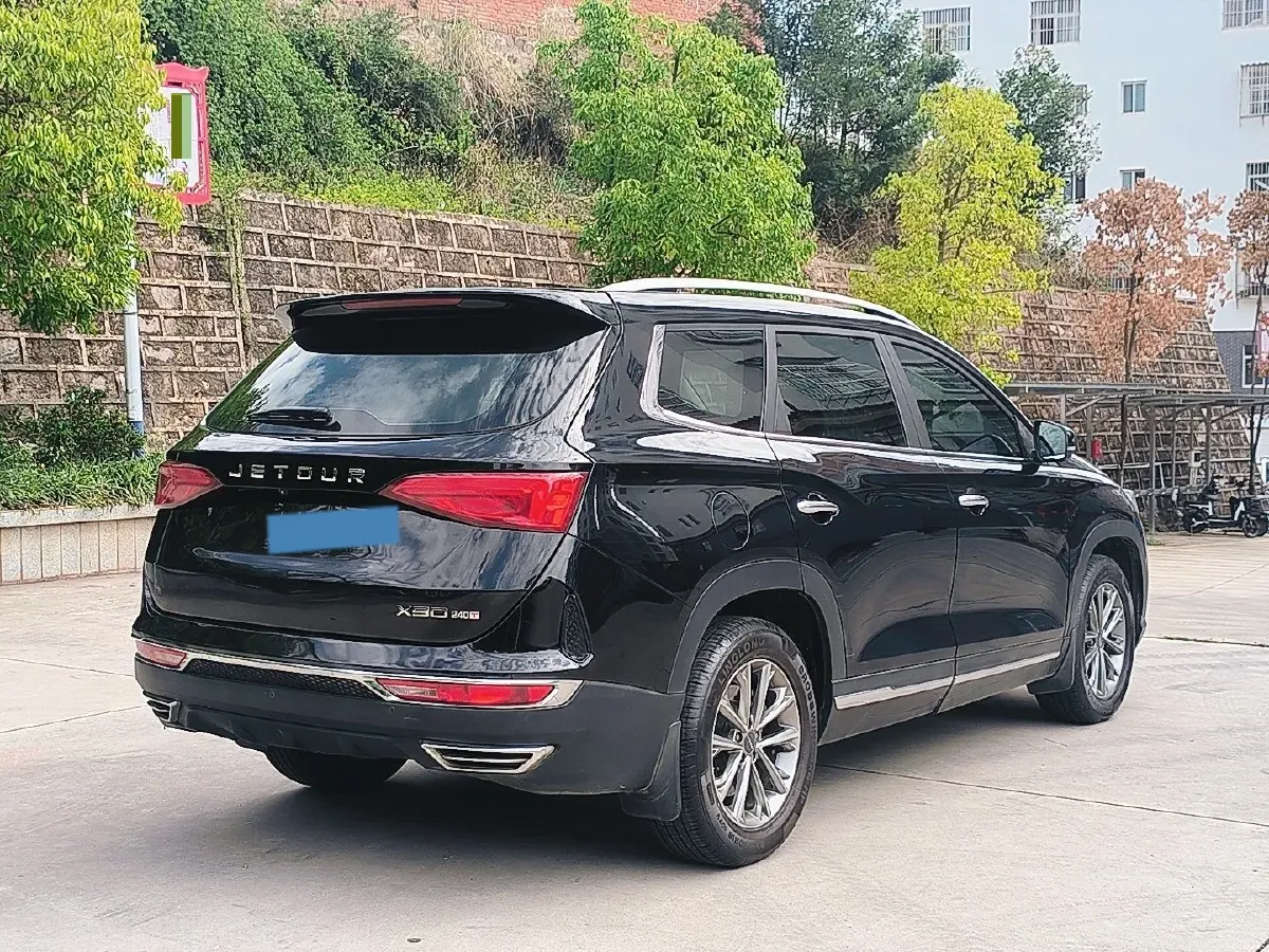 2019 Jetour X90 1.5T 147HP L4 6MT,autocango,china used car exporter,china ev exporter,chinese used car exporter,chinese used ev exporter