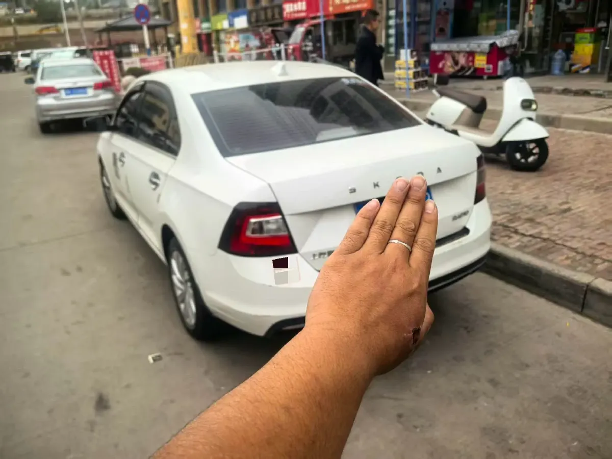 2019 SWM G01 1.5T 156HP L4 6AT,autocango,china used car exporter,china ev exporter,chinese used car exporter,chinese used ev exporter