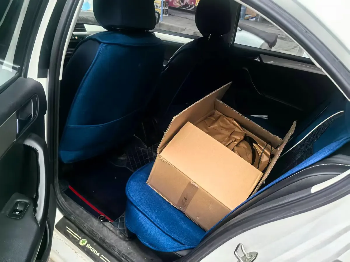 2019 SWM G01 1.5T 156HP L4 6AT,autocango,china used car exporter,china ev exporter,chinese used car exporter,chinese used ev exporter