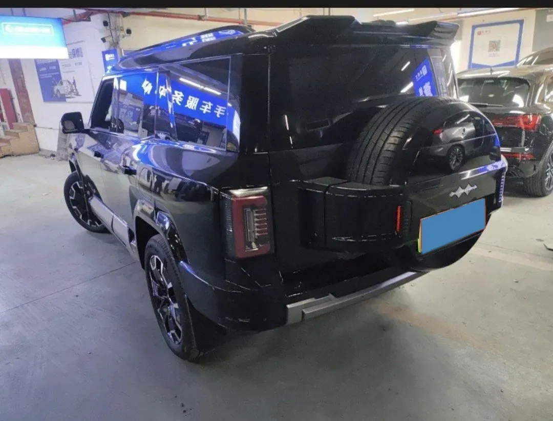 2025 FangChengBao Bao 8 2.0T 245HP L4 E-CVT PHEV 36.8KWH,autocango,china used car exporter,china ev exporter,chinese used car exporter,chinese used ev exporter