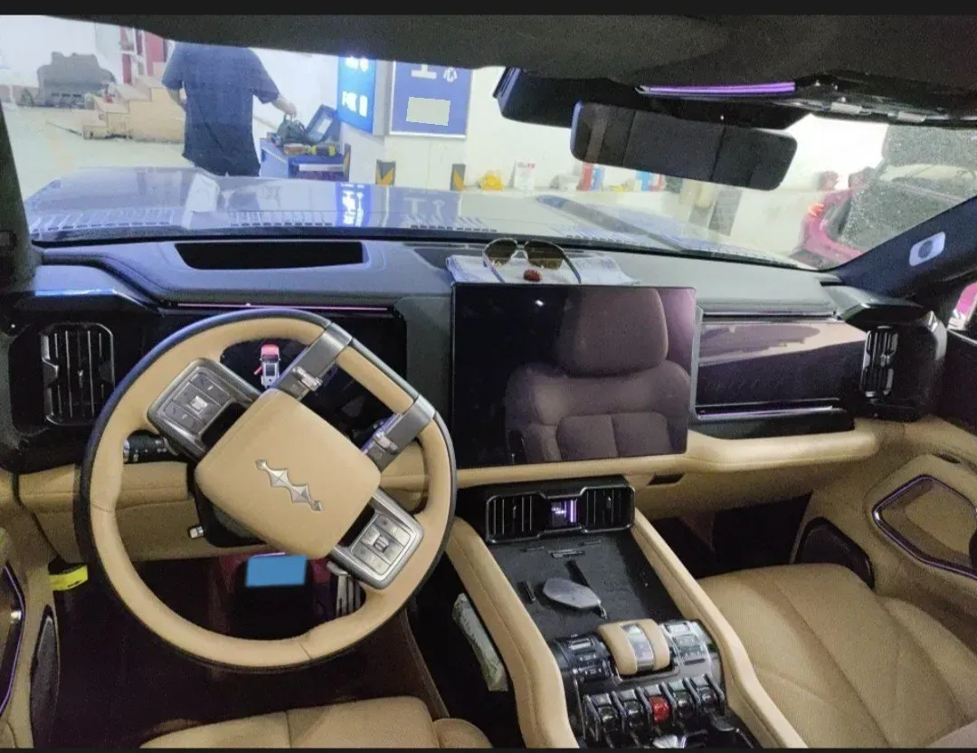 2025 FangChengBao Bao 8 2.0T 245HP L4 E-CVT PHEV 36.8KWH,autocango,china used car exporter,china ev exporter,chinese used car exporter,chinese used ev exporter
