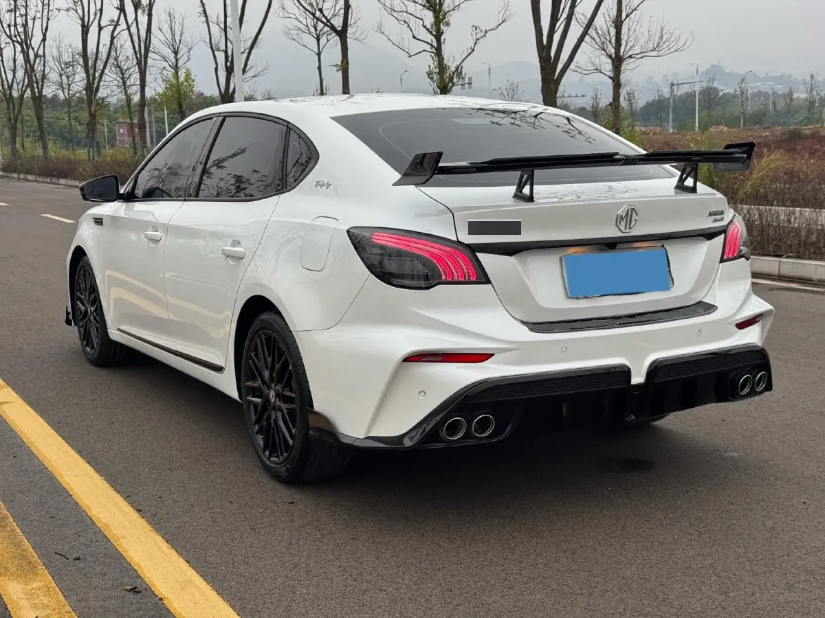 2025 MG MG6 1.5T 181HP L4 7DCT,autocango,china used car exporter,china ev exporter,chinese used car exporter,chinese used ev exporter