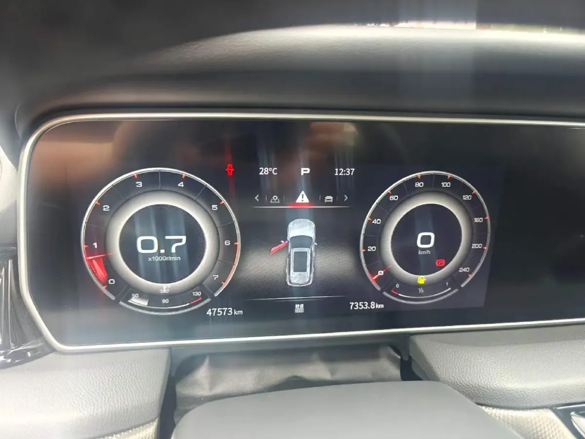 2022 HongQi HS5 2.0T 224HP L4 6AT,autocango,china used car exporter,china ev exporter,chinese used car exporter,chinese used ev exporter