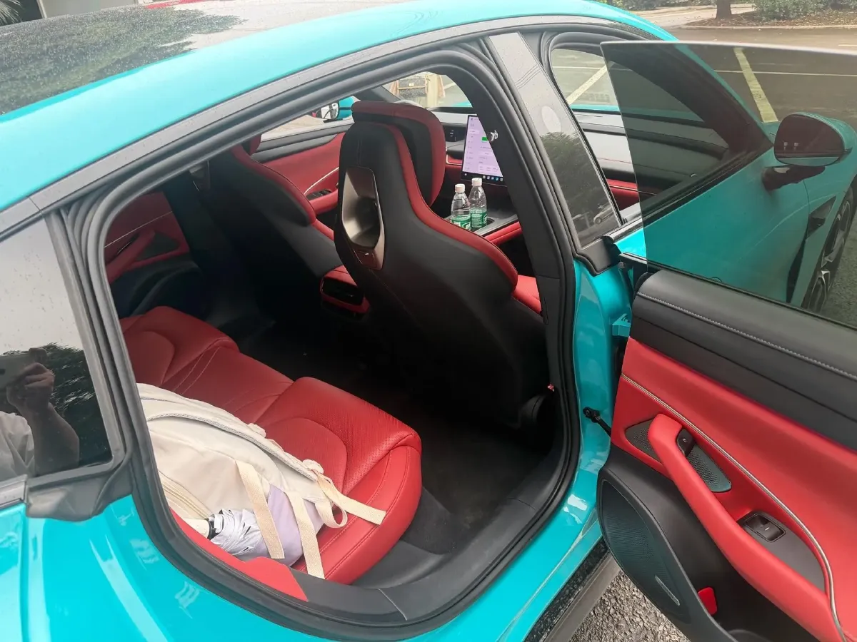 2024 MI SU7 BEV 101KWH,autocango,china used car exporter,china ev exporter,chinese used car exporter,chinese used ev exporter