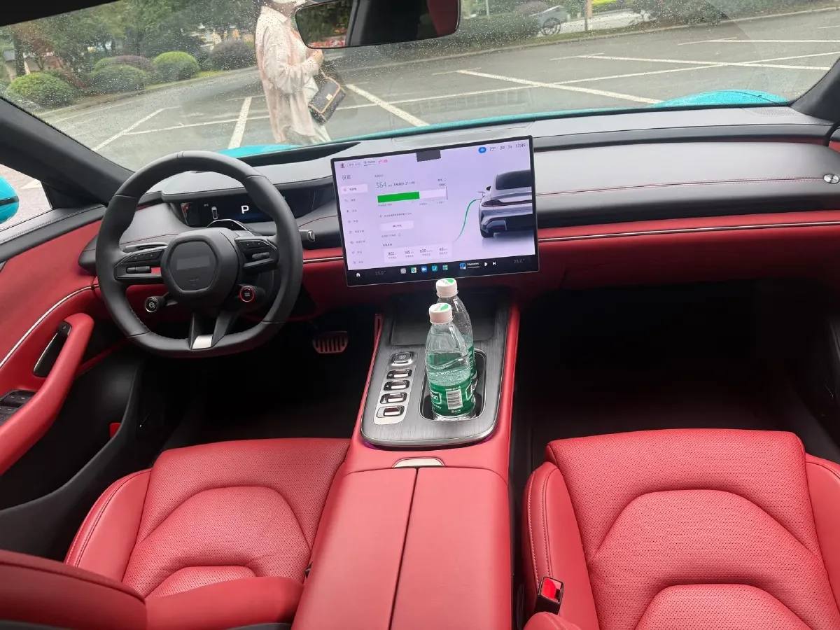 2024 MI SU7 BEV 101KWH,autocango,china used car exporter,china ev exporter,chinese used car exporter,chinese used ev exporter