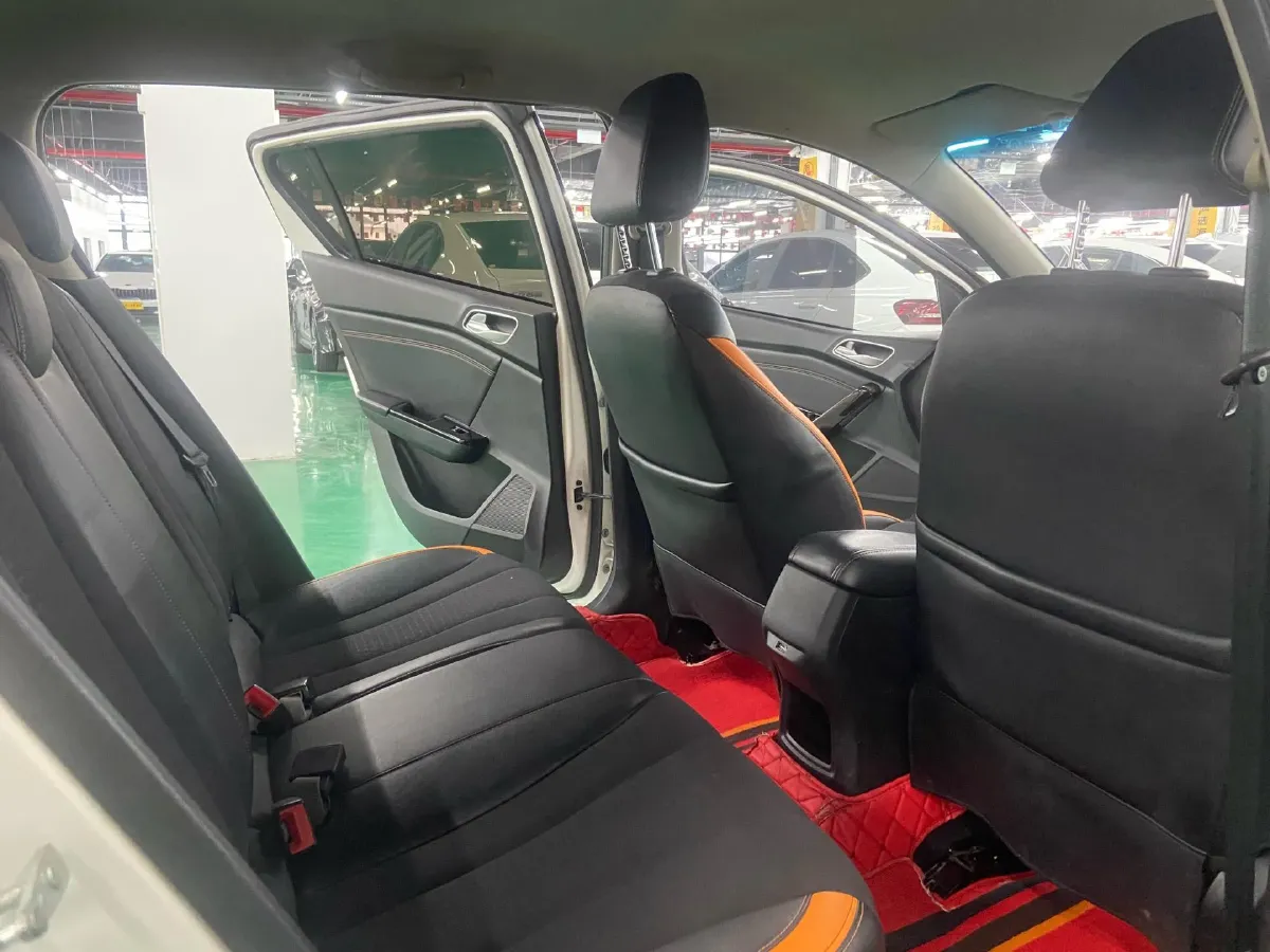 2017 Karry K50 1.5L 109HP L4 5MT,autocango,china used car exporter,china ev exporter,chinese used car exporter,chinese used ev exporter