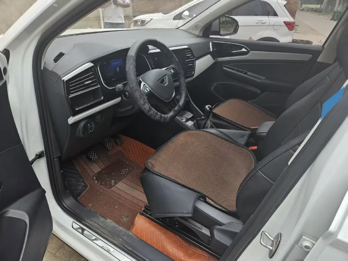 2024 Jetta VS7 1.4T 150HP L4 5MT,autocango,china used car exporter,china ev exporter,chinese used car exporter,chinese used ev exporter