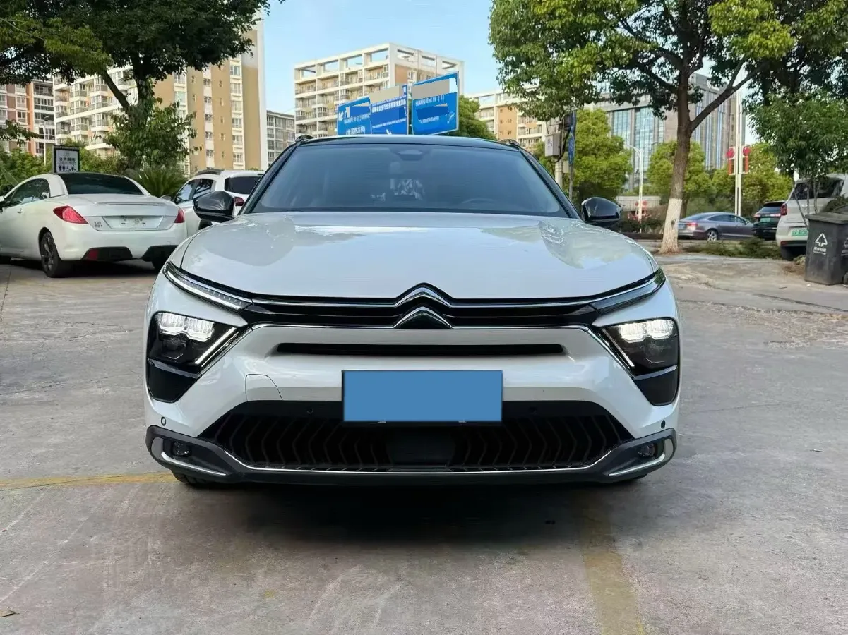 2021 Citroen C5 X 1.6T 175HP L4 8AT,autocango,china used car exporter,china ev exporter,chinese used car exporter,chinese used ev exporter