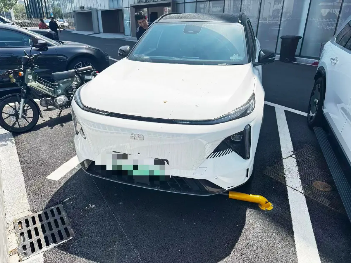 2023 Geely Galaxy L7 1.5T 163HP L4 3DHT PHEV 18.7KWH,autocango,china used car exporter,china ev exporter,chinese used car exporter,chinese used ev exporter