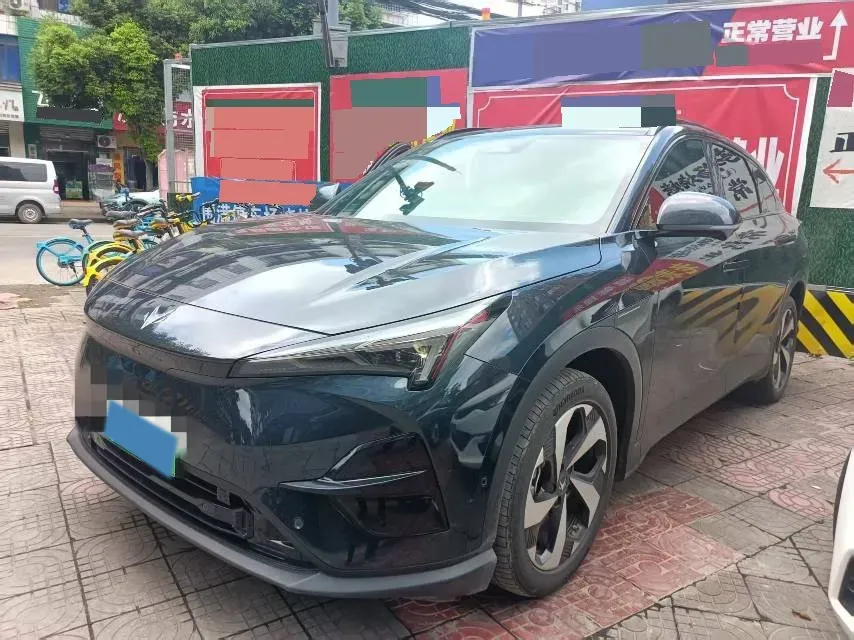2025 MAXUS G10 2.0T 261HP L4 8AT,autocango,china used car exporter,china ev exporter,chinese used car exporter,chinese used ev exporter