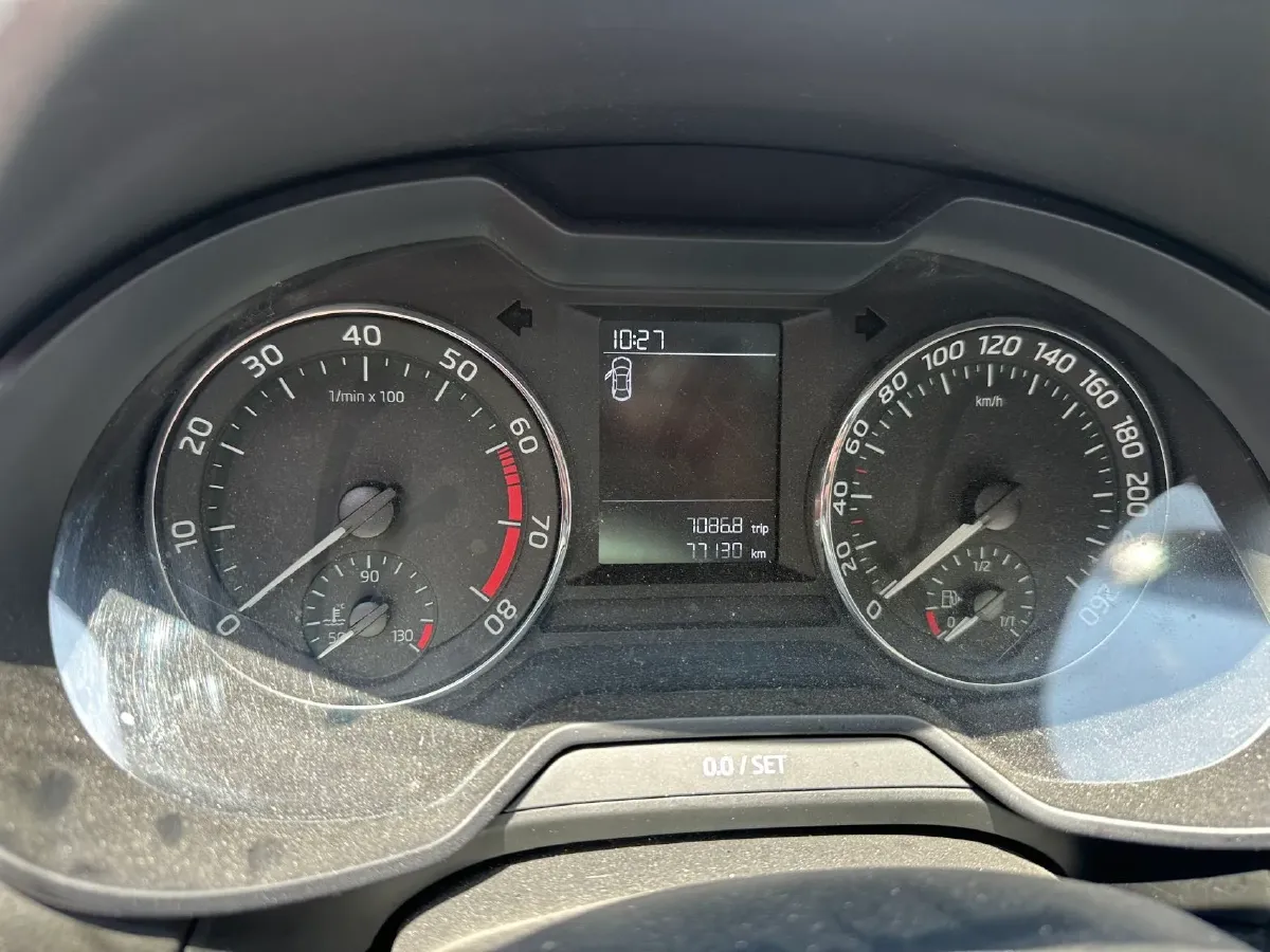 2019 Skoda Octavia 1.5L 116HP L4 6AT,autocango,china used car exporter,china ev exporter,chinese used car exporter,chinese used ev exporter