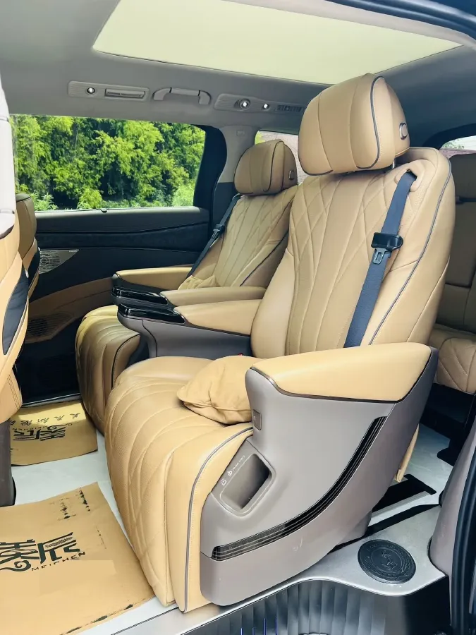 2022 HongQi HS7 3.0T 337HP V6 8AT,autocango,china used car exporter,china ev exporter,chinese used car exporter,chinese used ev exporter