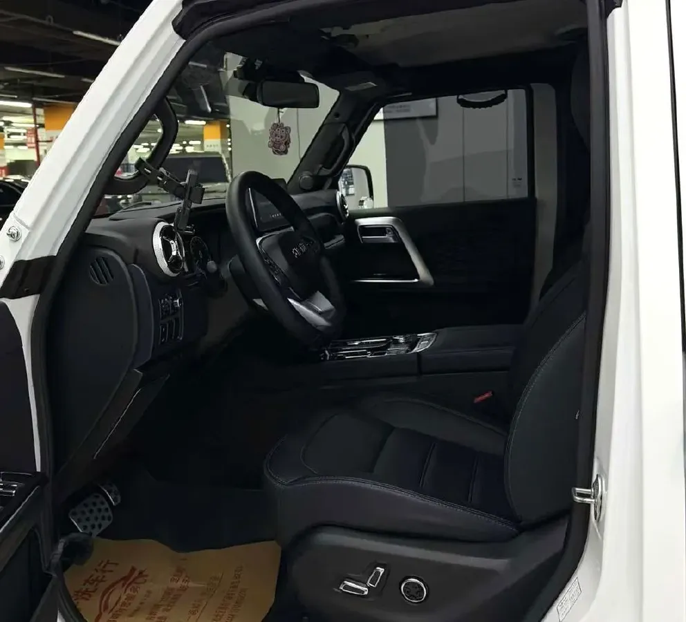 2021 Beijing BJ40 2.3T 231HP L4 6AT,autocango,china used car exporter,china ev exporter,chinese used car exporter,chinese used ev exporter