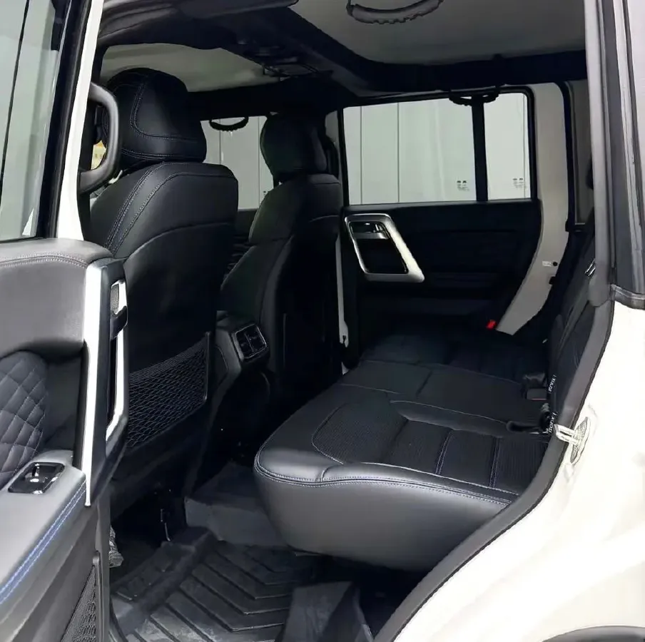 2021 Beijing BJ40 2.3T 231HP L4 6AT,autocango,china used car exporter,china ev exporter,chinese used car exporter,chinese used ev exporter