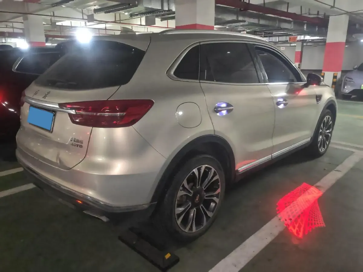2022 HongQi HS5 2.0T 224HP L4 6AT,autocango,china used car exporter,china ev exporter,chinese used car exporter,chinese used ev exporter