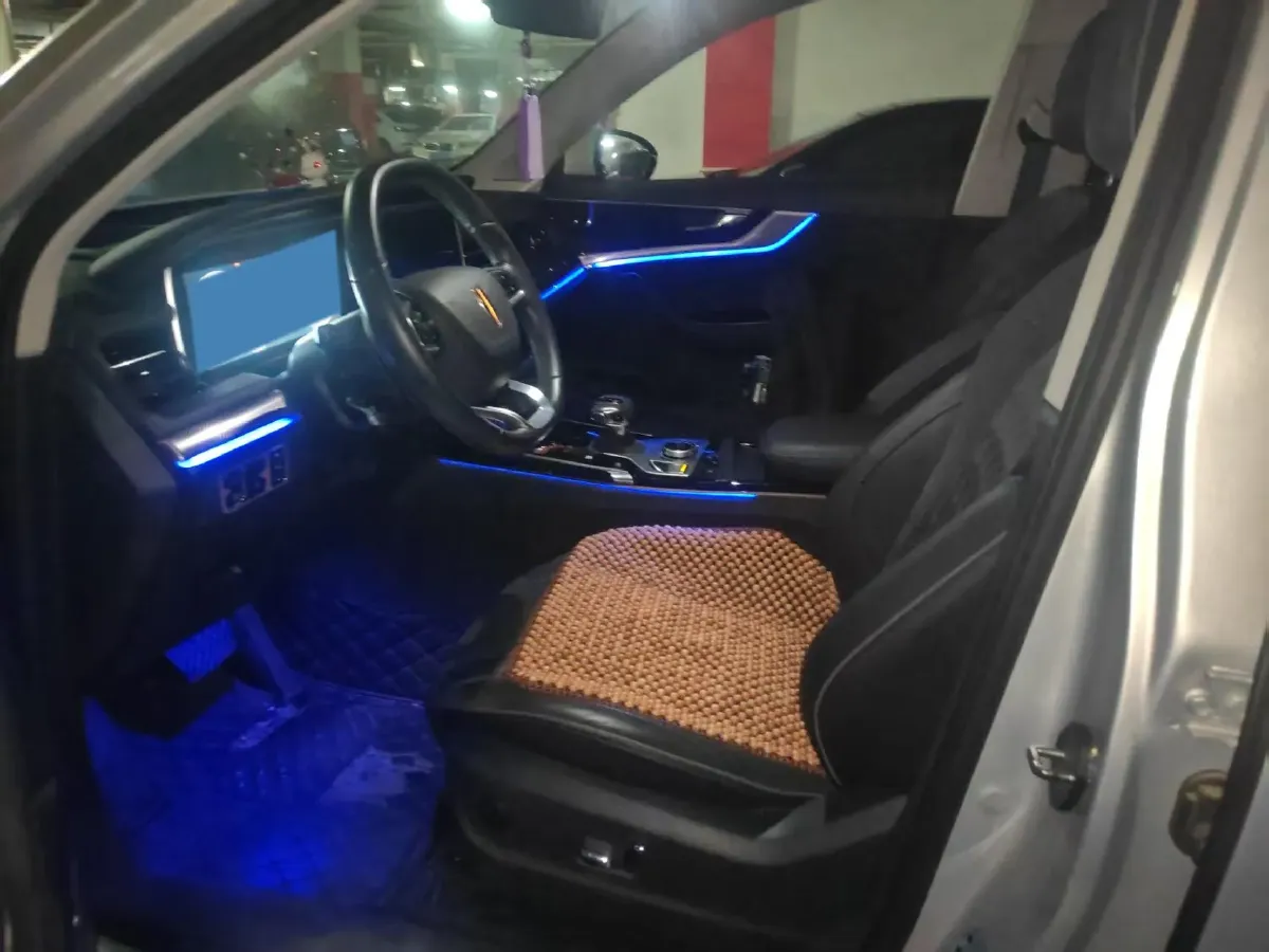 2022 HongQi HS5 2.0T 224HP L4 6AT,autocango,china used car exporter,china ev exporter,chinese used car exporter,chinese used ev exporter