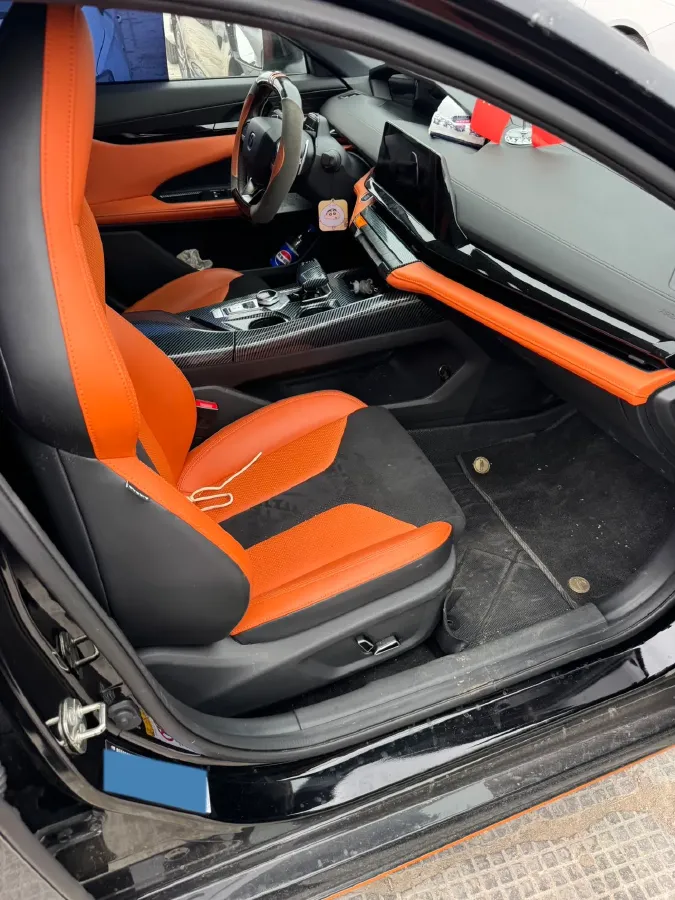 2023 ChangAn UNI-V 1.5T 188HP L4 7DCT,autocango,china used car exporter,china ev exporter,chinese used car exporter,chinese used ev exporter
