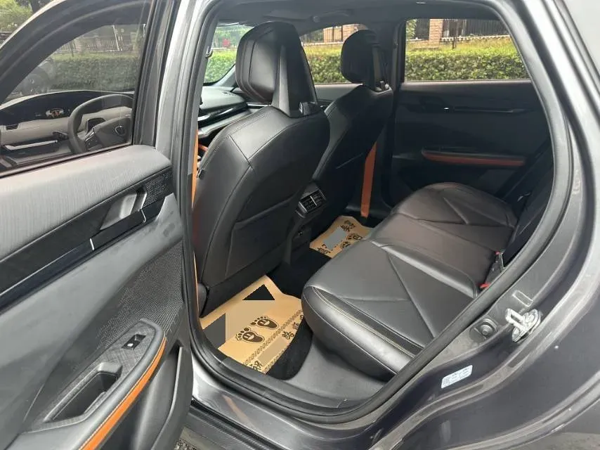 2023 ChangAn UNI-V 1.5T 188HP L4 7DCT,autocango,china used car exporter,china ev exporter,chinese used car exporter,chinese used ev exporter