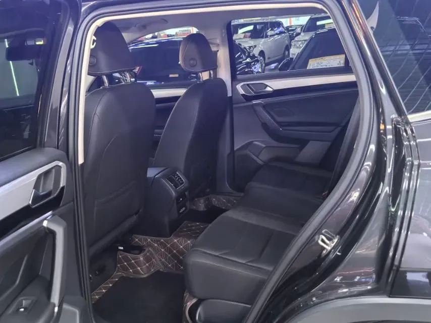 2019 Volkswagen Tayron 2.0T 186HP L4 7DCT,autocango,china used car exporter,china ev exporter,chinese used car exporter,chinese used ev exporter