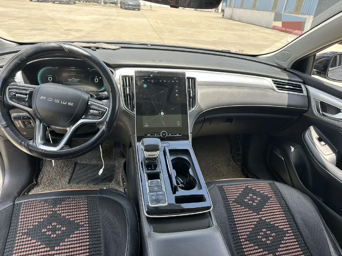 2020 Roewe i6 MAX 1.5T 169HP L4 AMT PHEV,autocango,china used car exporter,china ev exporter,chinese used car exporter,chinese used ev exporter