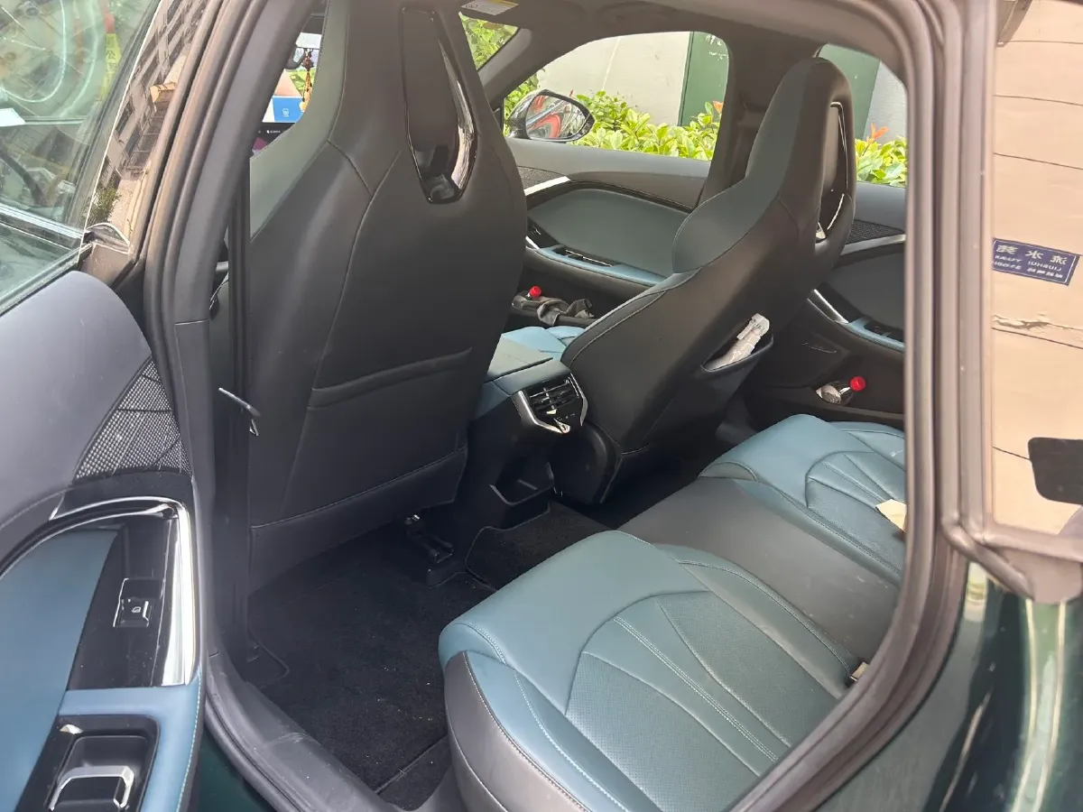 2025 MG 7 1.5T 188HP L4 7DCT,autocango,china used car exporter,china ev exporter,chinese used car exporter,chinese used ev exporter