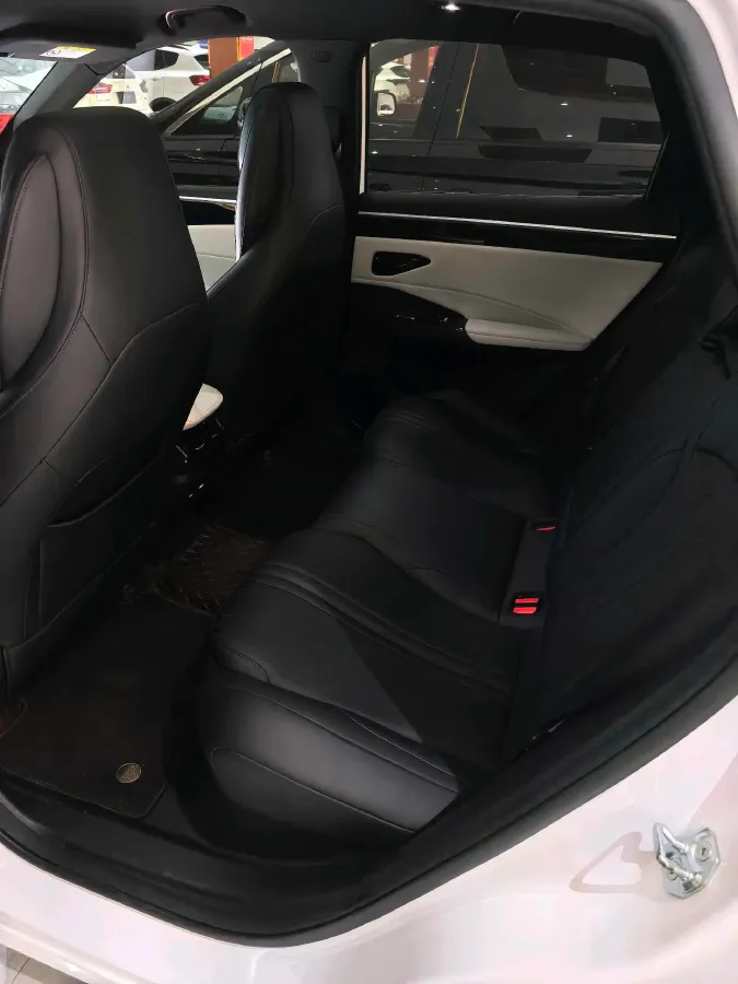 2023 Geely Galaxy L7 1.5T 163HP L4 3DHT PHEV 18.7KWH,autocango,china used car exporter,china ev exporter,chinese used car exporter,chinese used ev exporter